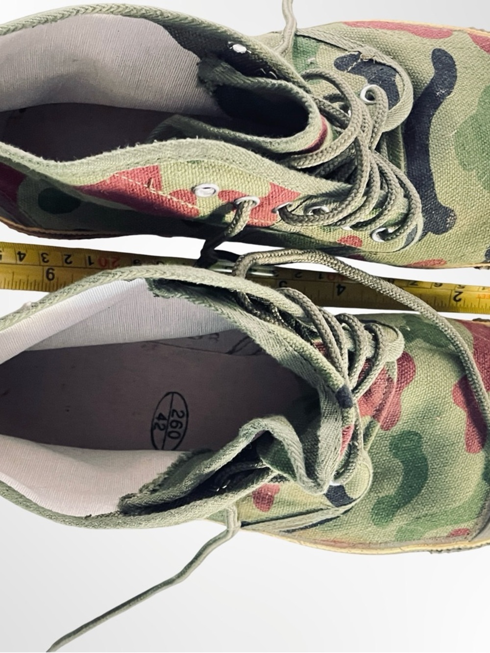 Men's Camouflage High-Top Athletic Sneakers - Green Camo - Picture 8 of 9